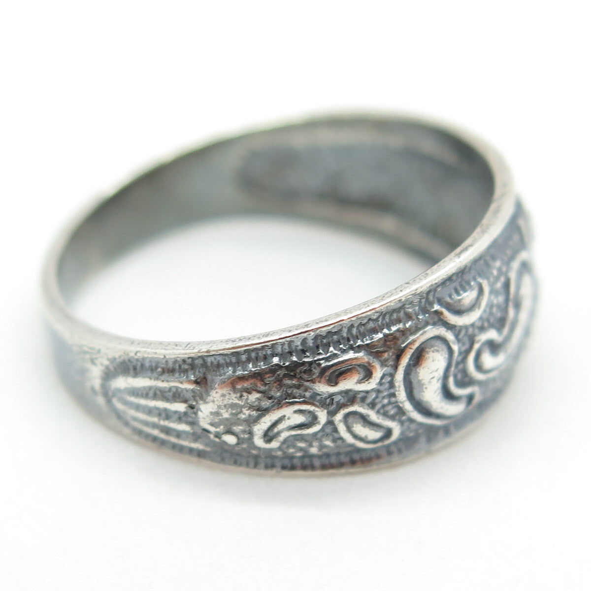 925 Sterling Silver Vintage European Bean Pattern Oxidized Ring Size 7