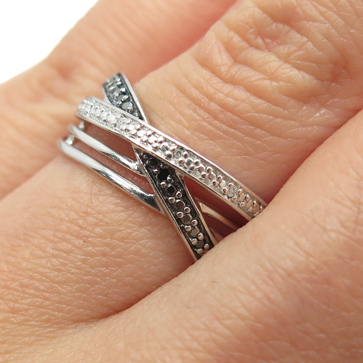 SUN 925 Sterling Silver Real Black & White Diamond Crisscross Ring Size 6.75