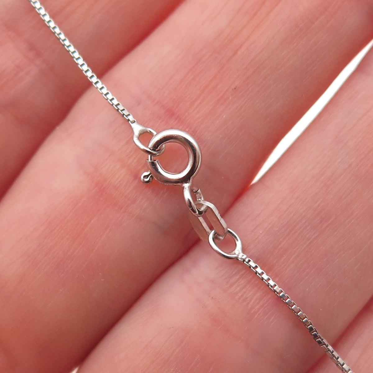 925 Sterling Silver Real Diamond & Mystic Red Crystal Box Chain Necklace 18"