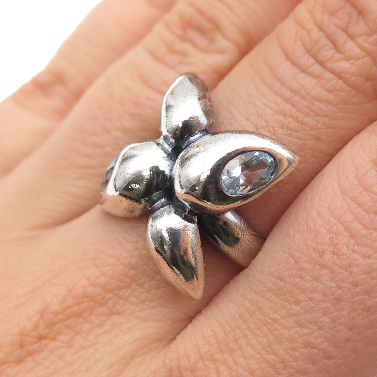 925 Sterling Silver Vintage Real Blue Topaz Modernist Oxidized Ring Size 6