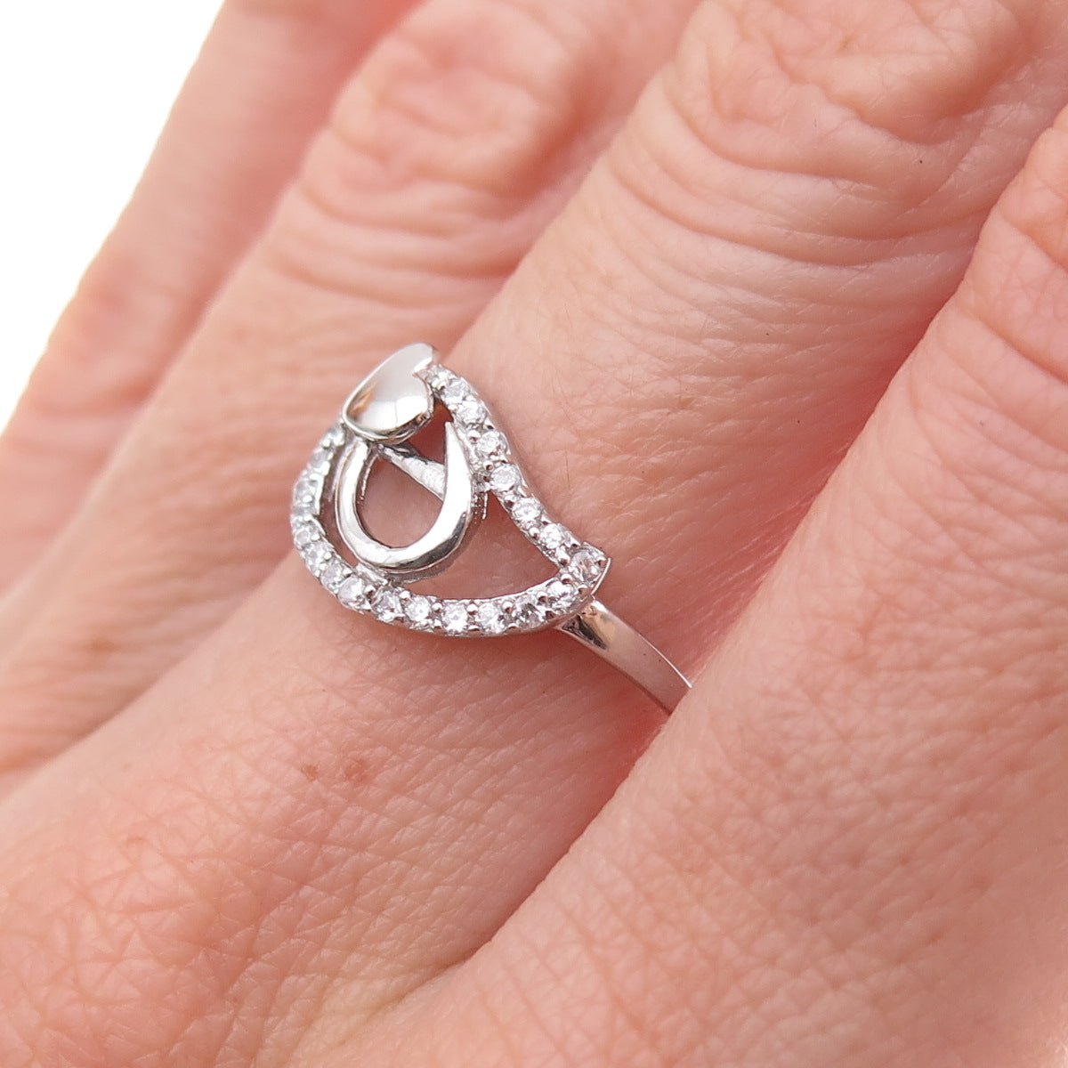 925 Sterling Silver Round-Cut C Z Heart Droplet Ring Size 7