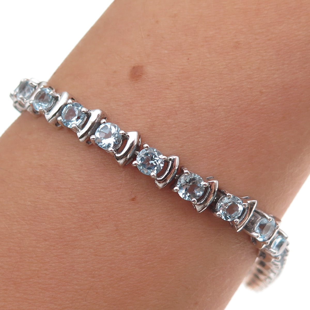 925 Sterling Silver Real Round-Cut Blue Topaz Bracelet 7.5"