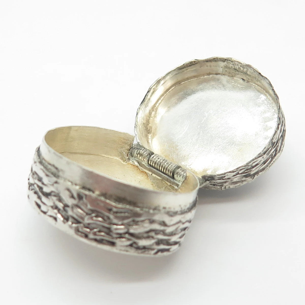 900 Silver Vintage Textured Floral Pill Box