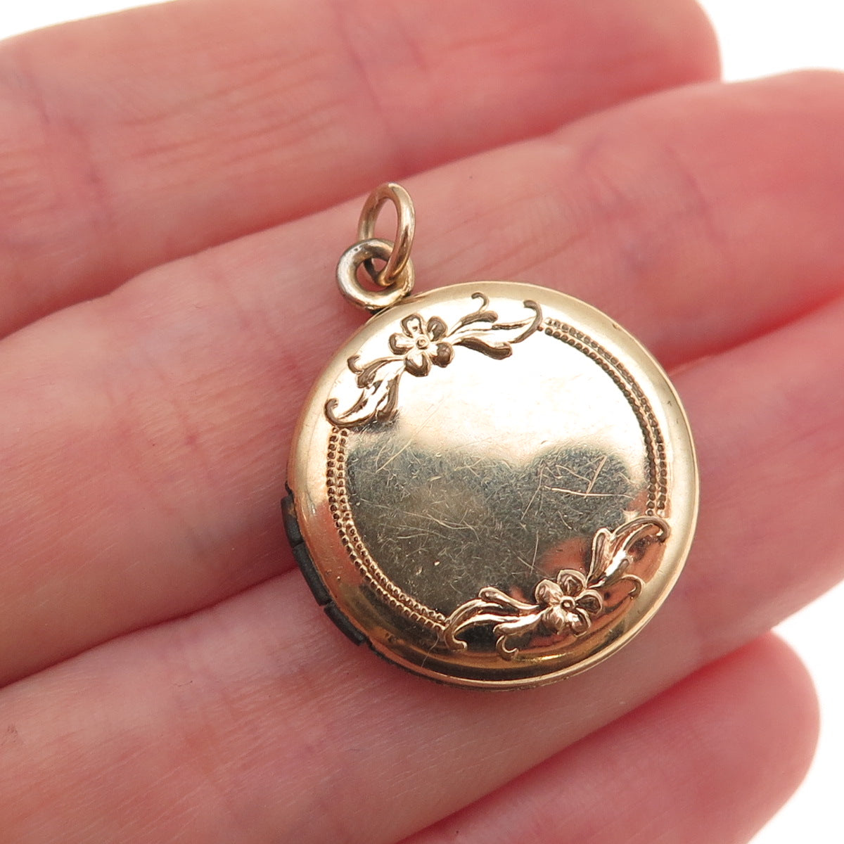 Gold Filled Antique Art Deco Engraved Floral Heart Round Locket Charm Pendant