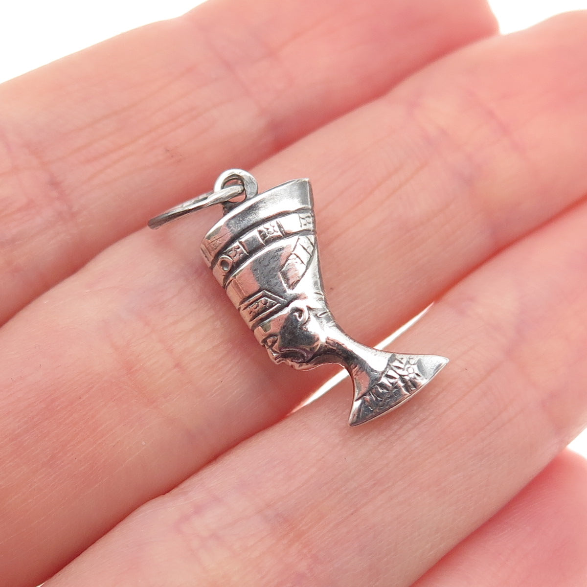 925 Sterling Silver Vintage Egyptian Nefertiti Oxidized Mini Charm Pendant
