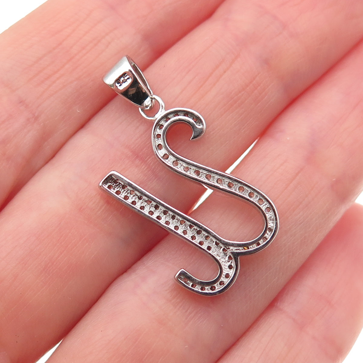 925 Sterling Silver Round-Cut C Z Letter U initial Charm Pendant