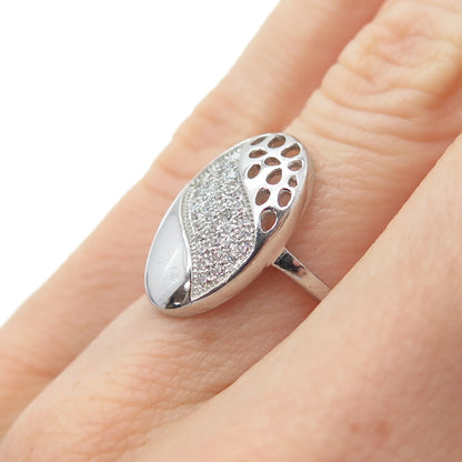 925 Sterling Silver Round-Cut C Z Modernist Ring Size 6.25