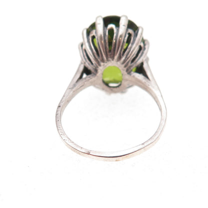 925 Sterling Silver Vintage Real Oval-Cut Peridot Ring Size 7.25