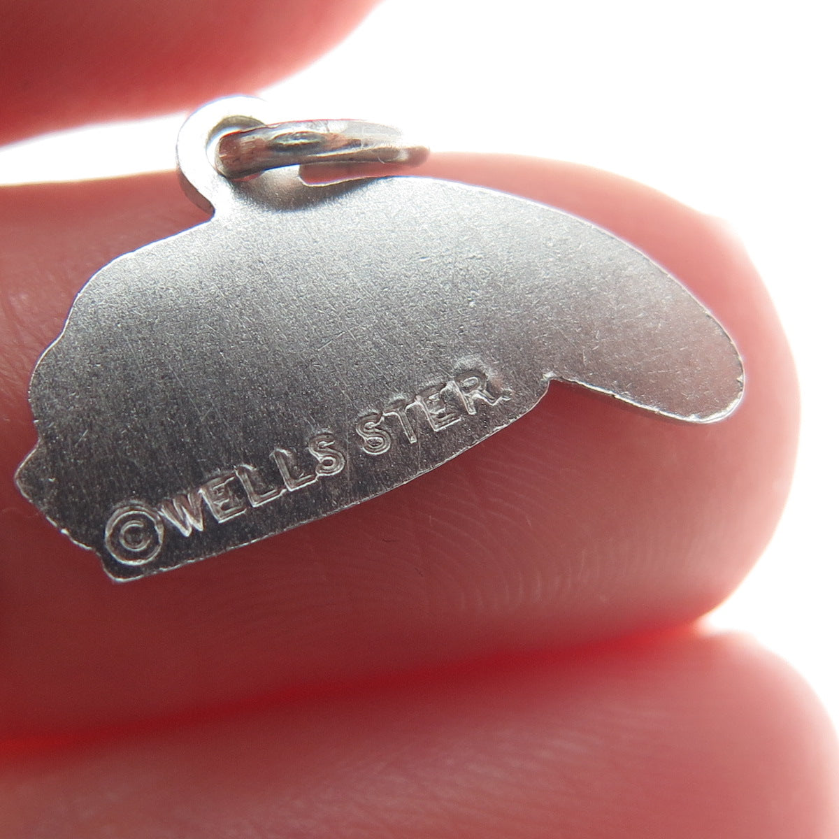 WELLS 925 Sterling Silver Vintage Enamel Thin Red Line Battalion Charm Pendant