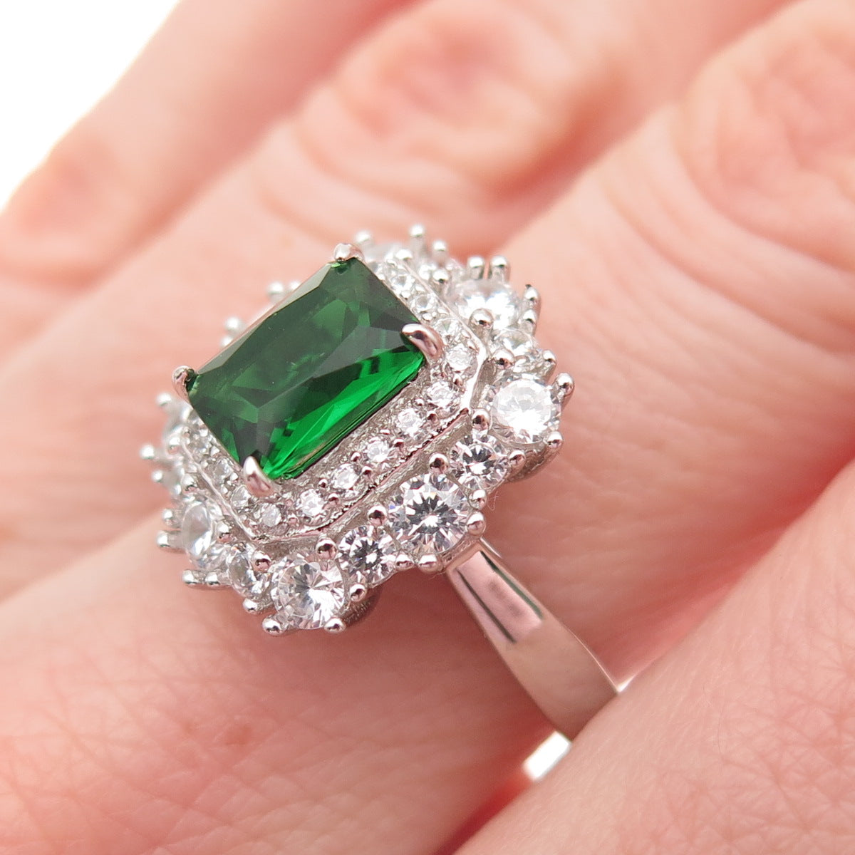 DSMK 925 Sterling Silver Green & White C Z Bohemian Ring Size 7