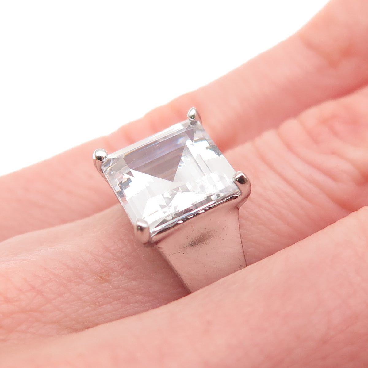 925 Sterling Silver C Z Engagement Ring Size 5.25
