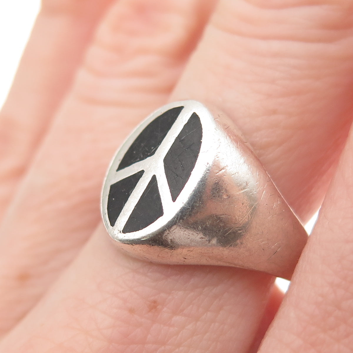 925 Sterling Silver Vintage Real Black Onyx Peace Symbol Signet Ring Size 7.75