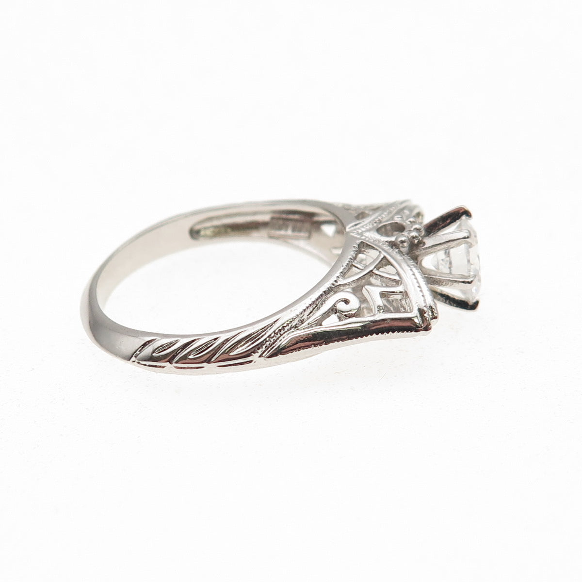 925 Sterling Silver Round-Cut C Z Engagement Ring Size 7.75