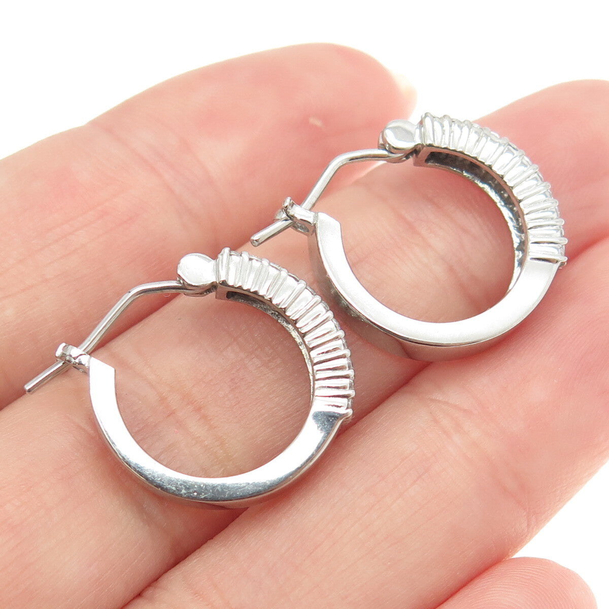 925 Sterling Silver Round-Cut C Z Sparkle Hoop Earrings