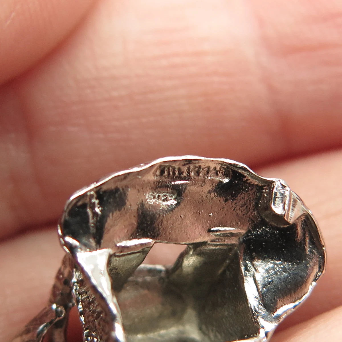 925 Sterling Silver Vintage Palm Tree & Hut Pendant
