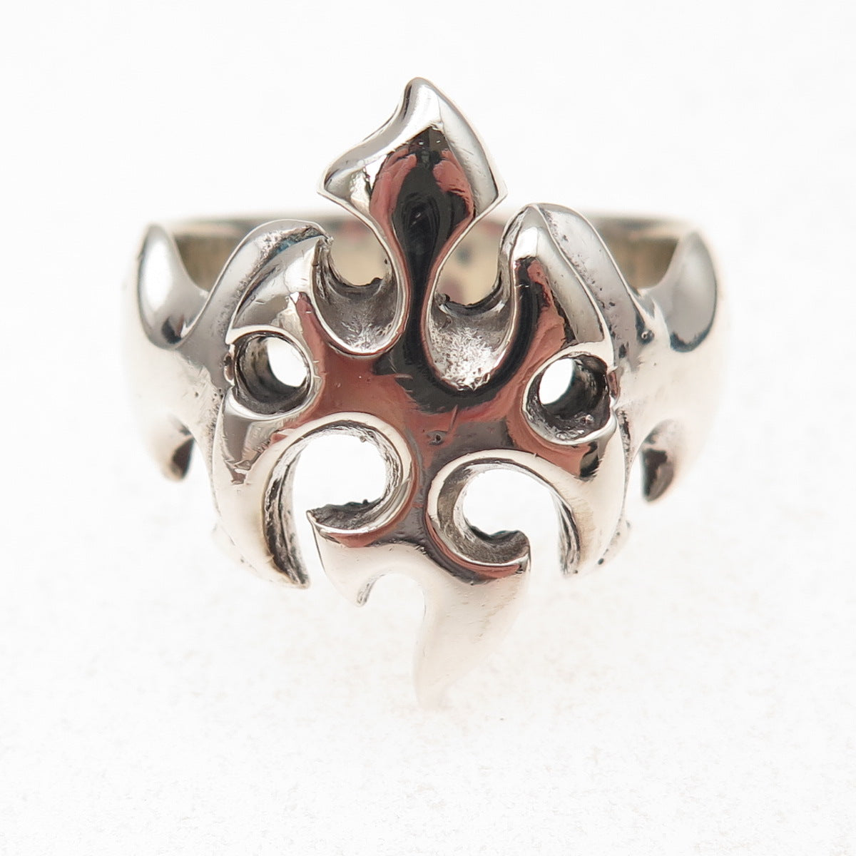 925 Sterling Silver Vintage Flame Cross Oxidized Ring Size 13.25