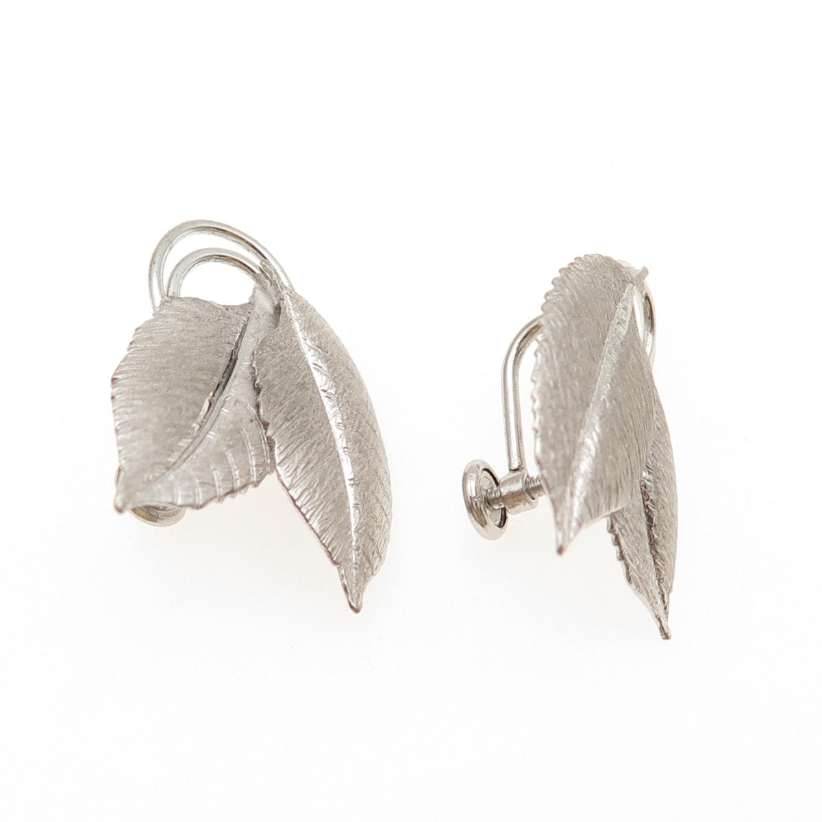 Harry S. Bick 925 Sterling Silver Vintage Floral Leaf Screw Back Earrings