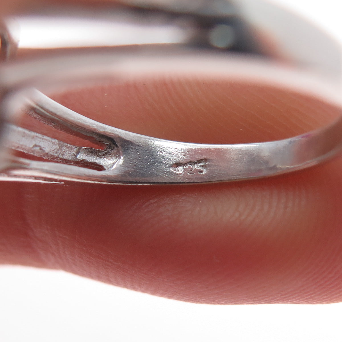 925 Sterling Silver Oval-Cut Pink & Round-Cut White C Z Ring Size 7