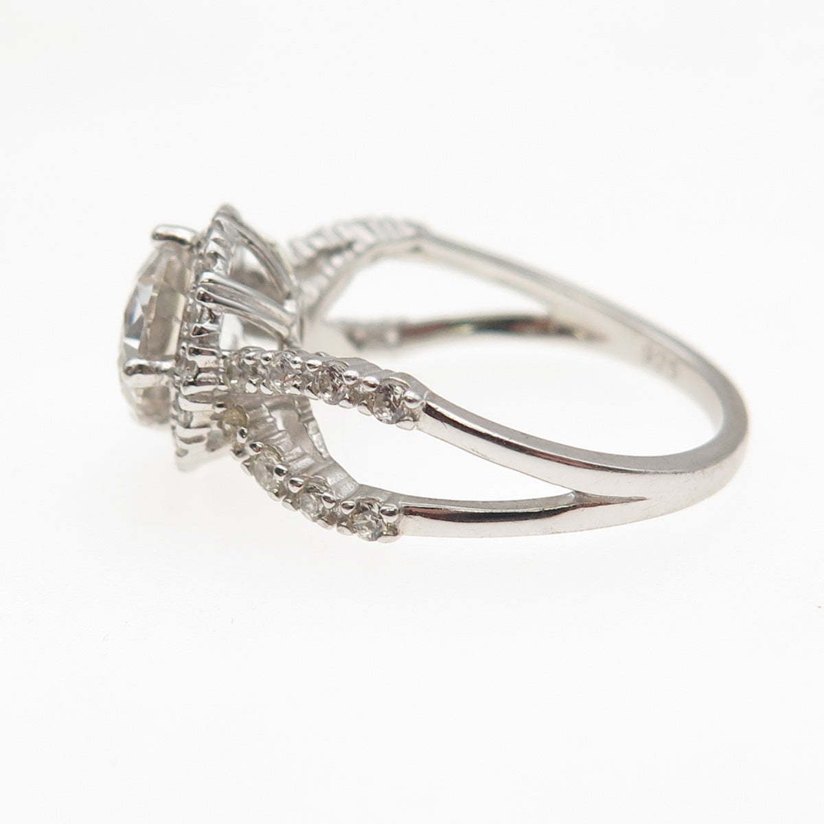 925 Sterling Silver Round-Cut C Z Engagement Ring Size 6.25