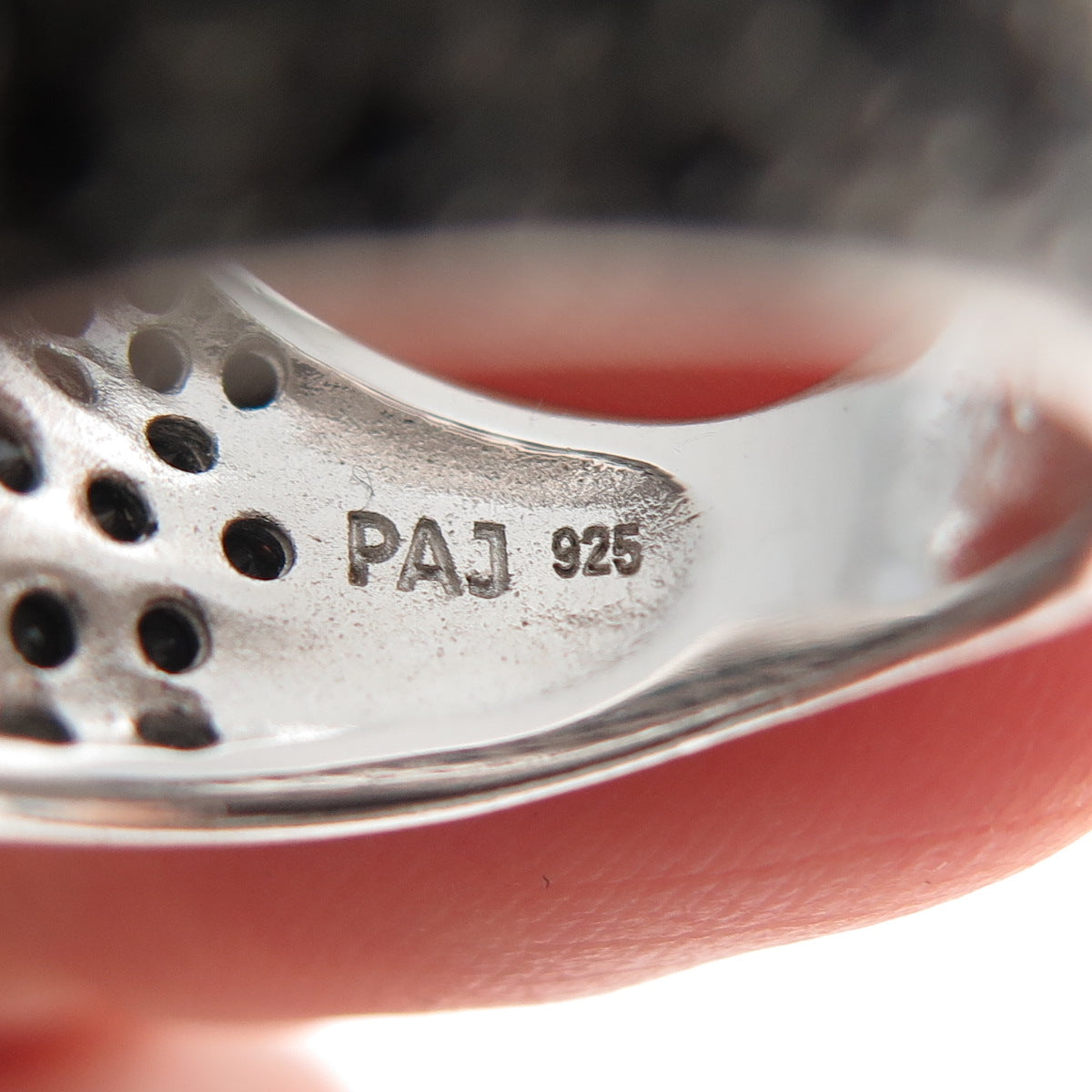 925 Sterling Silver Real Round-Cut Black Spinel Modernist Wavy Ring Size 5.25