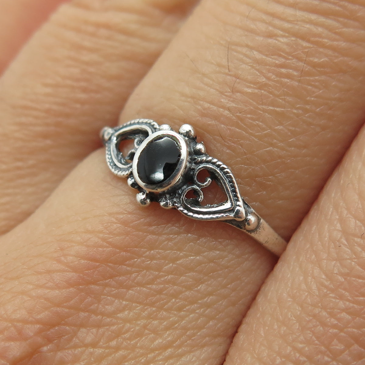 925 Sterling Silver Vintage Real Black Onyx Heart Ring Size 8.25