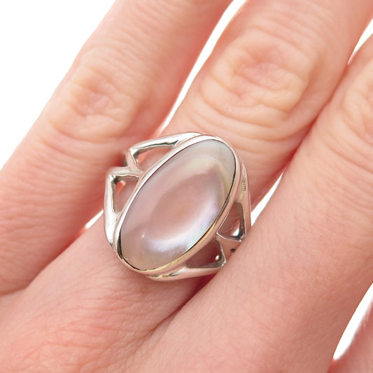 925 Sterling Silver Vintage Real MOP Modernist Oxidized Ring Size 6.25