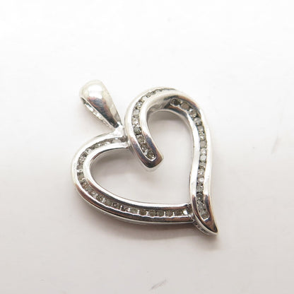 HN HENG NGAI 925 Sterling Silver Real Round-Cut Diamond Heart Pendant