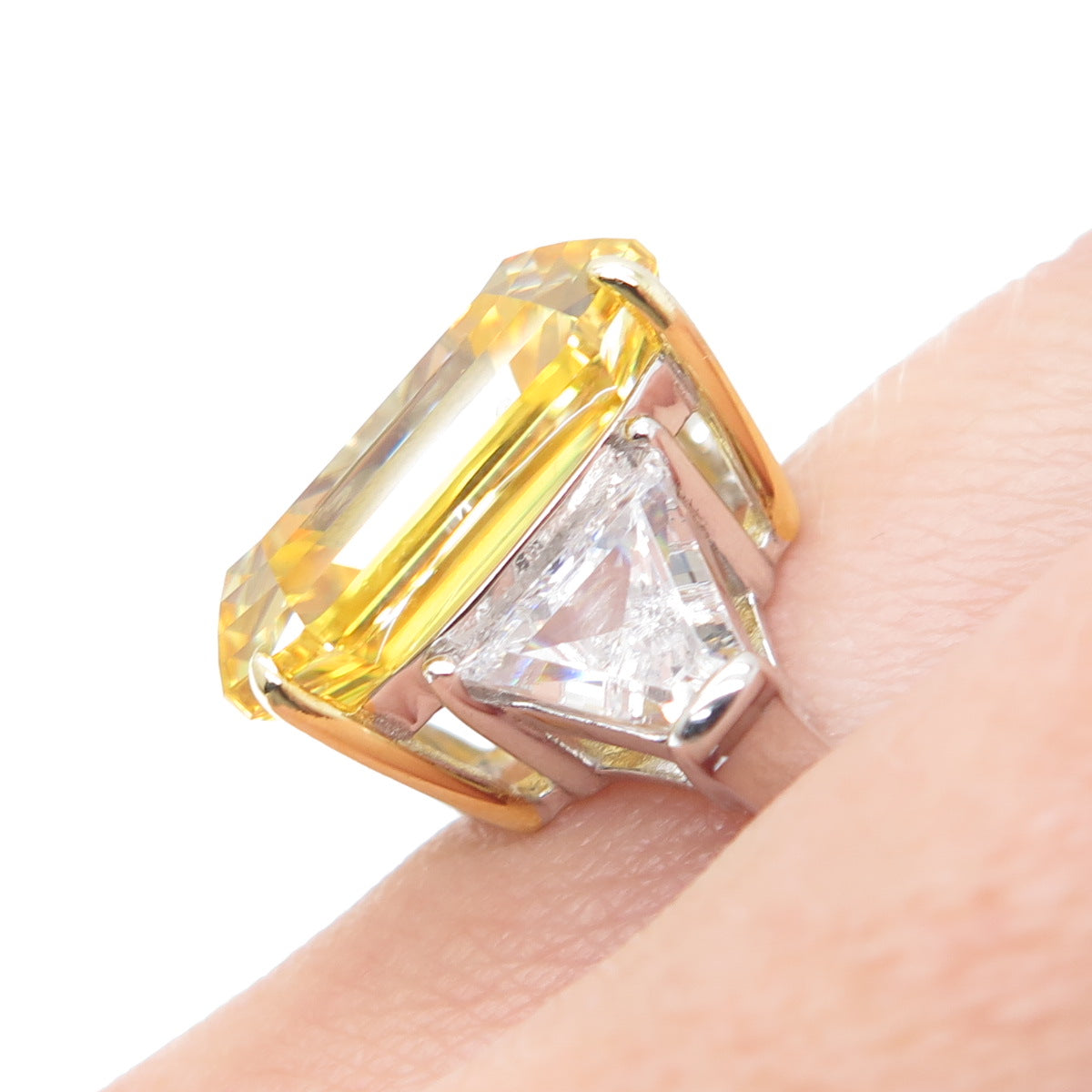 DSMK 925 Sterling Silver 2-Tone Canary & White Multi-Cut C Z Ring Size 7.25