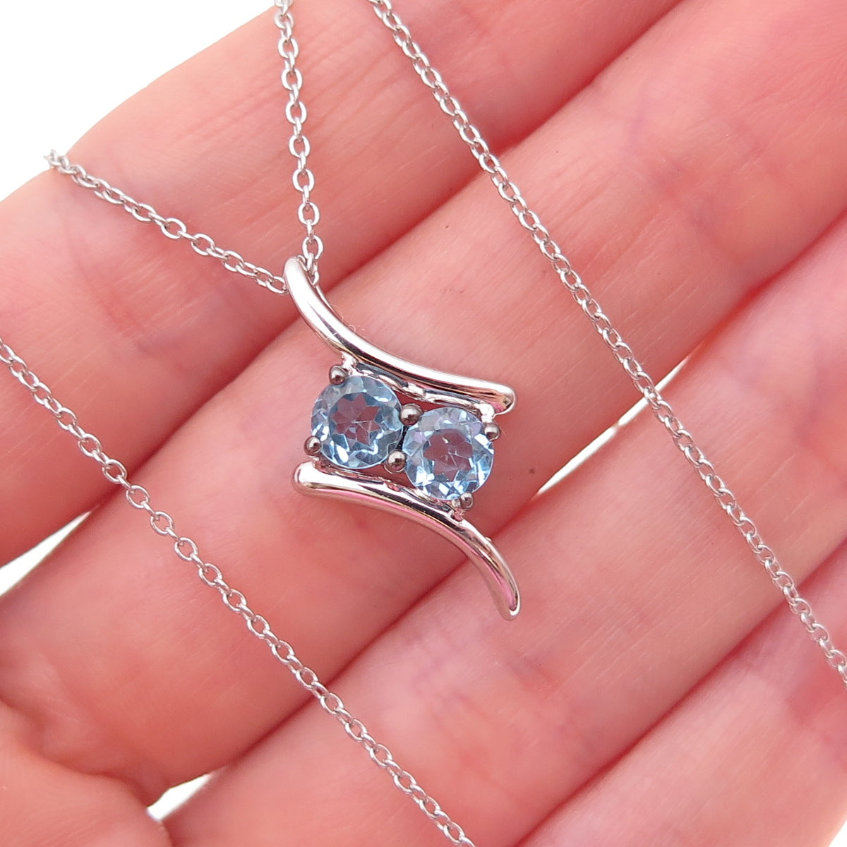 J. Stella 925 Sterling Silver Real Blue Topaz Cable Chain Necklace 18"