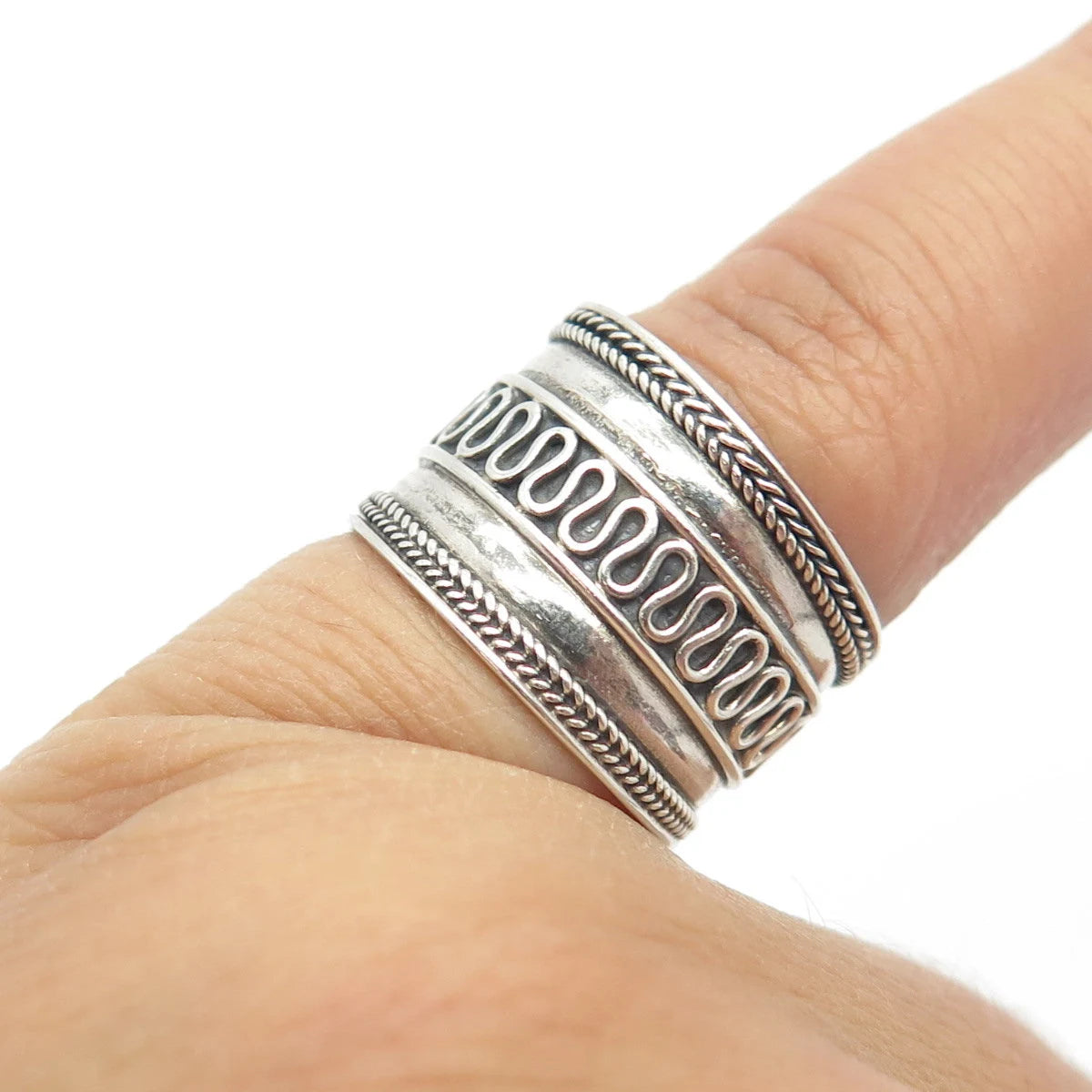 925 Sterling Silver Vintage Eternal Curve Ring Size 5.5