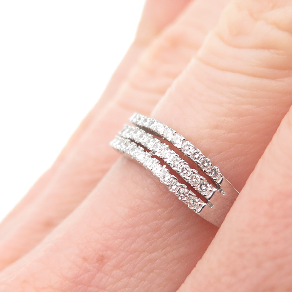 925 Sterling Silver Round-Cut C Z 3-Row Wavy Ring Size 6.5