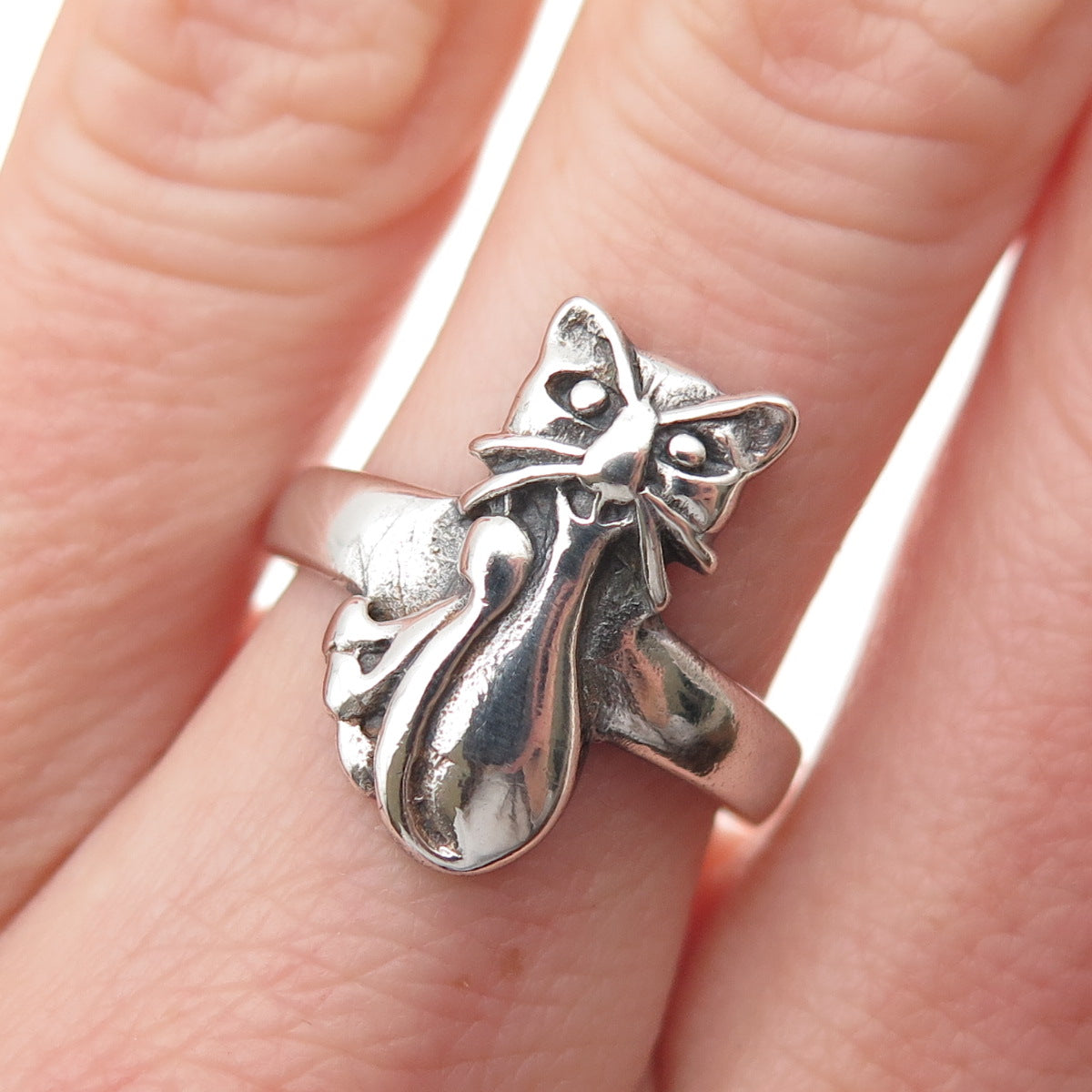 925 Sterling Silver Vintage Cat Cartoon Style Oxidized Ring Size 7.75