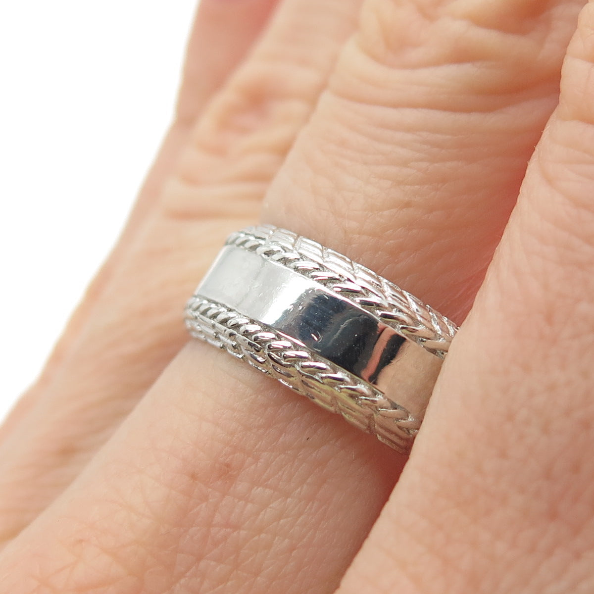925 Sterling Silver Vintage Roped Band Ring Size 8.25