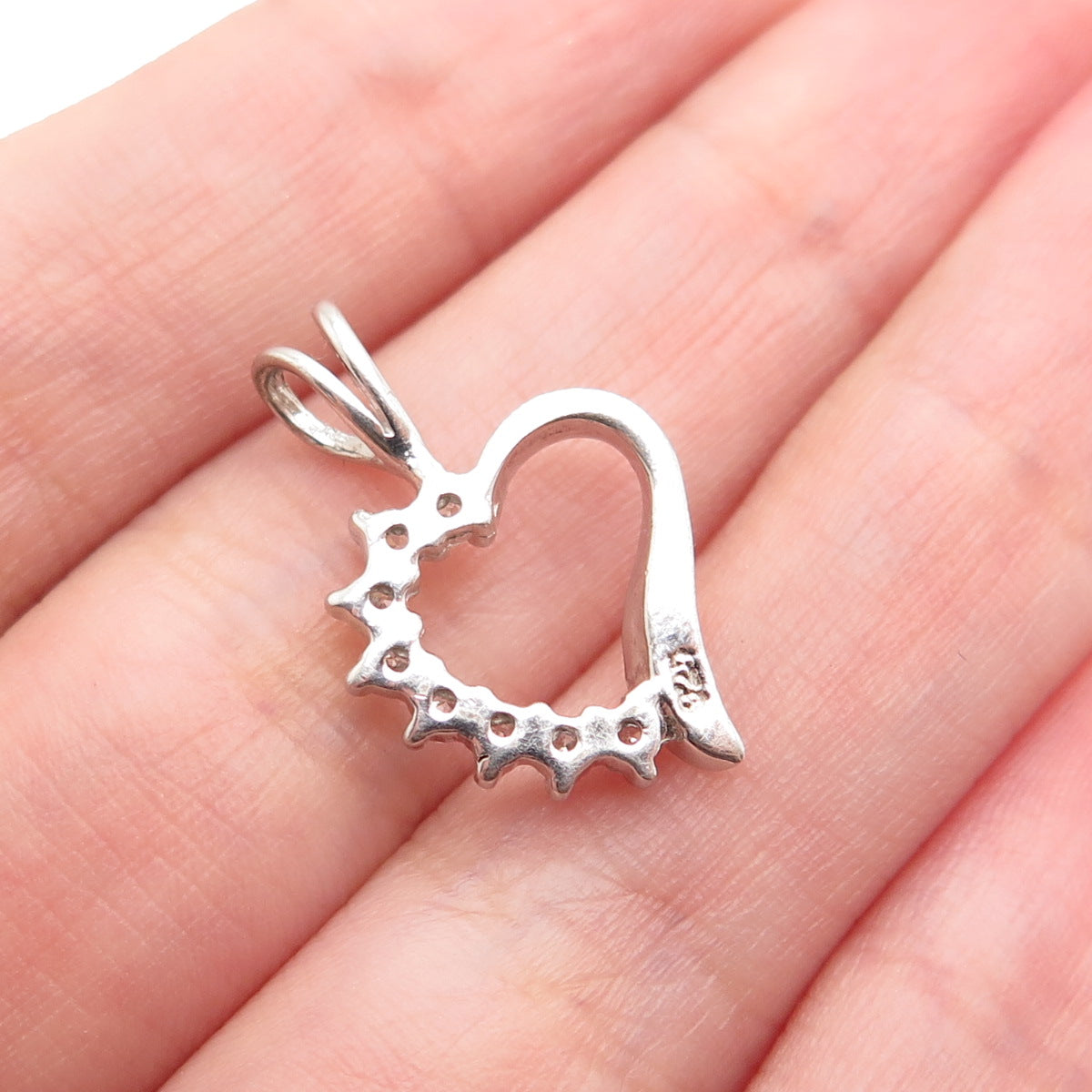 925 Sterling Silver Round-Cut C Z Heart Minimalist Charm Pendant