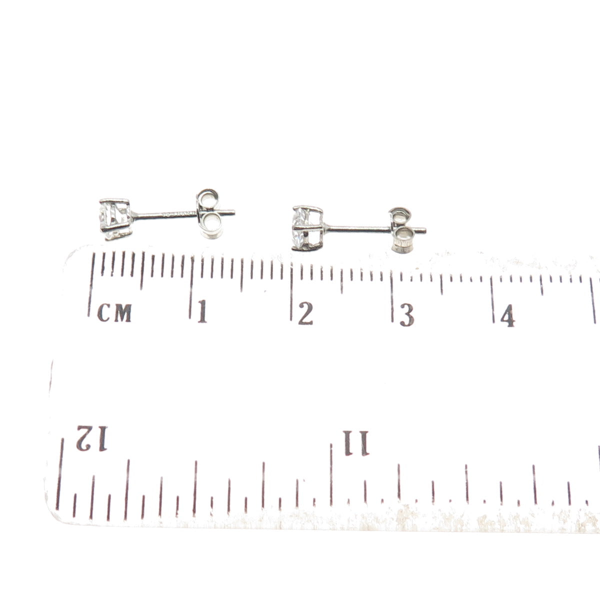 HAN 925 Sterling Silver Round-Cut C Z Stud Earrings