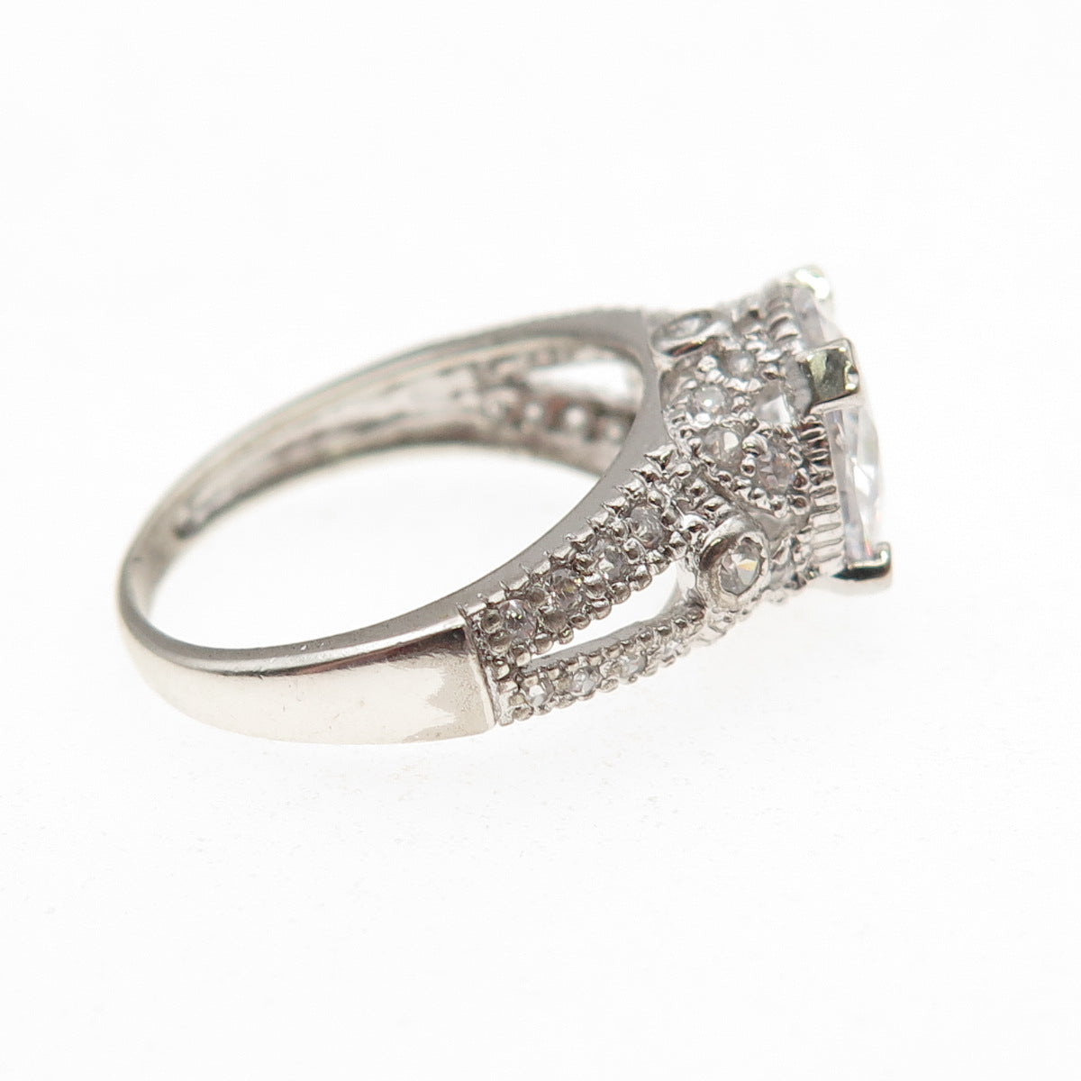 925 Sterling Silver Round-Cut C Z Engagement Ring Size 6