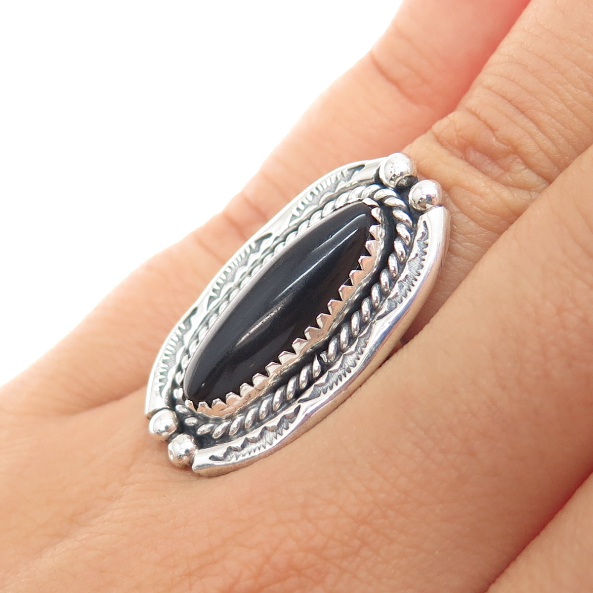 Old Pawn 925 Sterling Silver Vintage Southwestern Black Onyx Ring Size 5.75