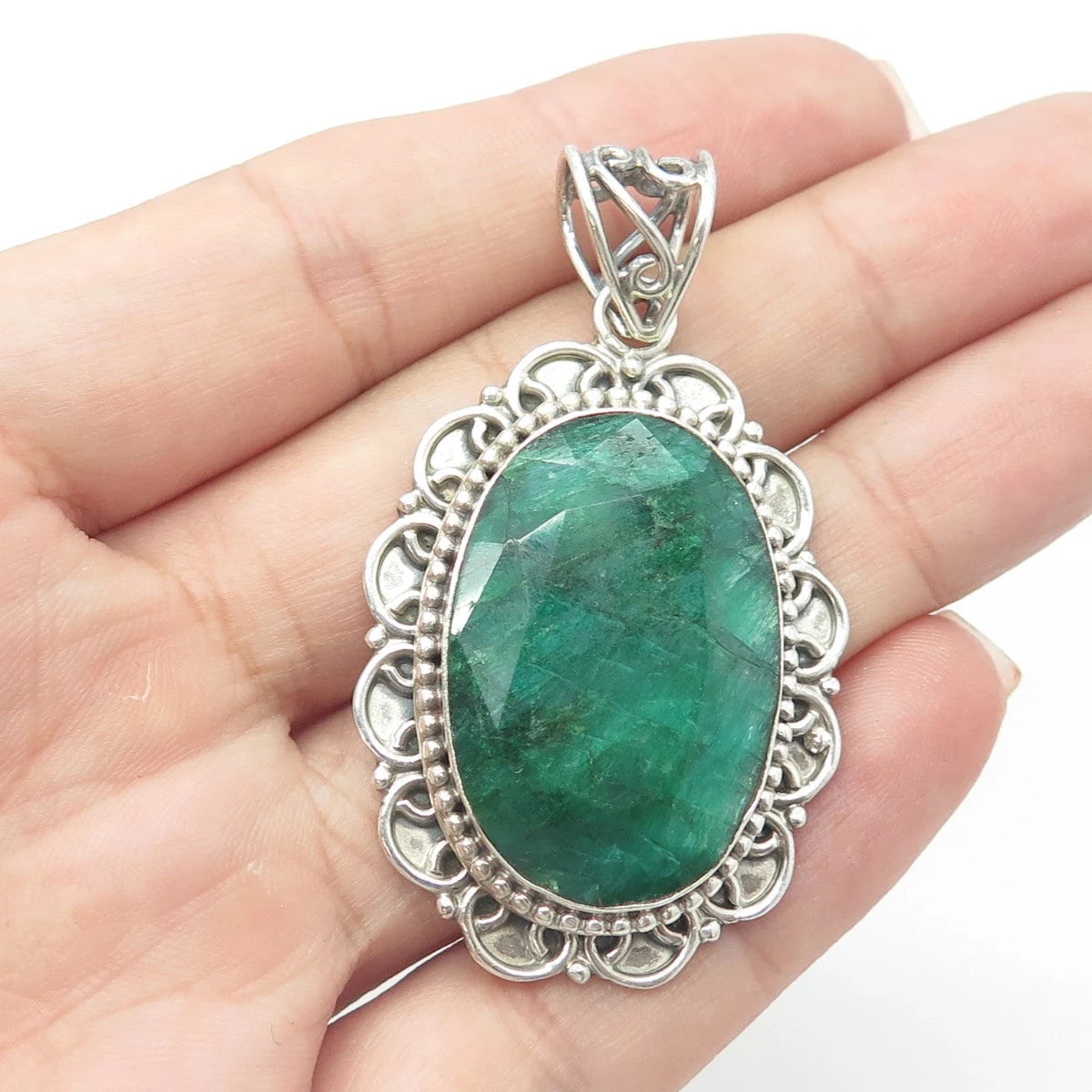 925 Sterling Silver Vintage Real Oval-Cut Green Zoisite Gem Swirl Oval Pendant