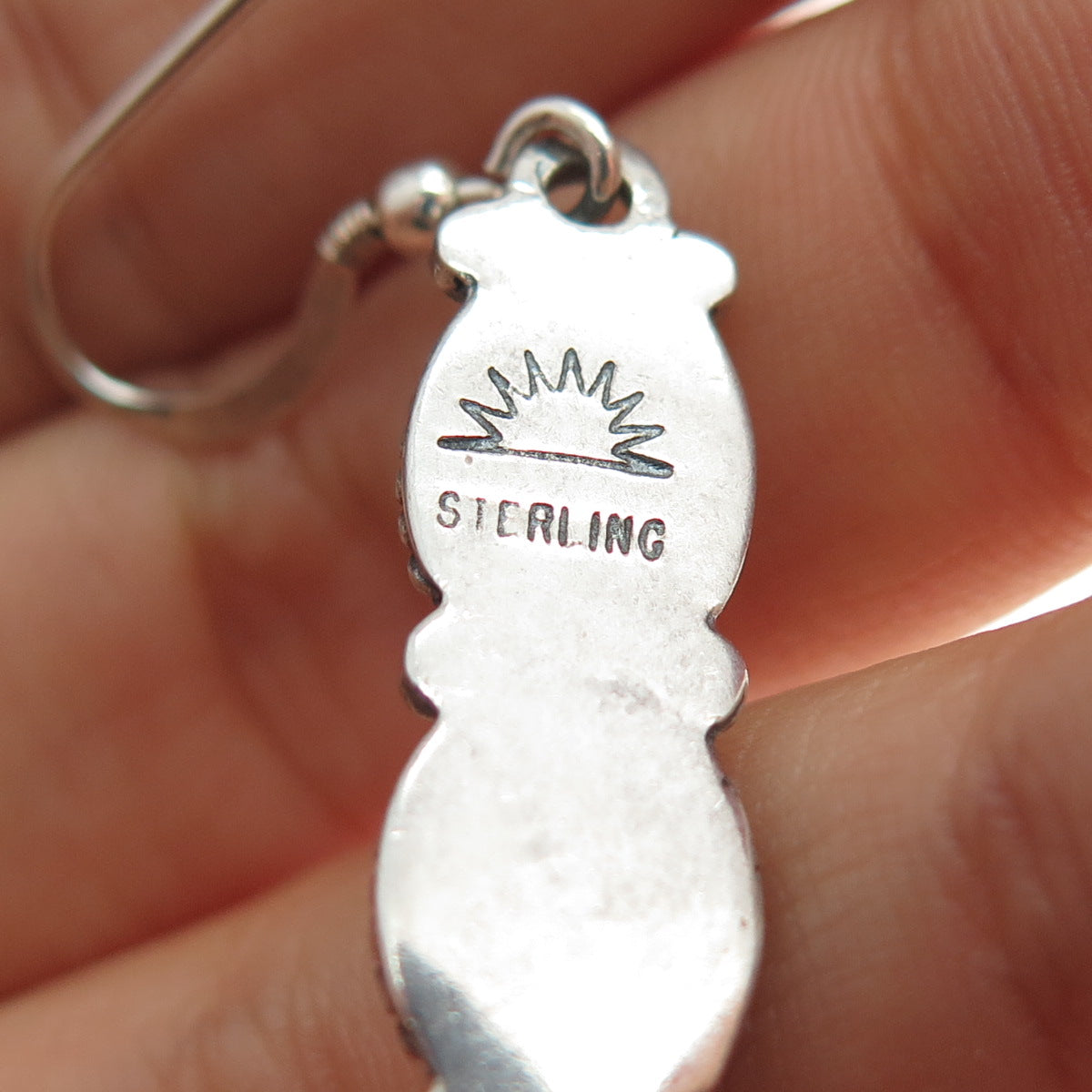 SUNRISE Old Pawn 925 Sterling Silver Vintage Southwestern MOP Dangle Earrings