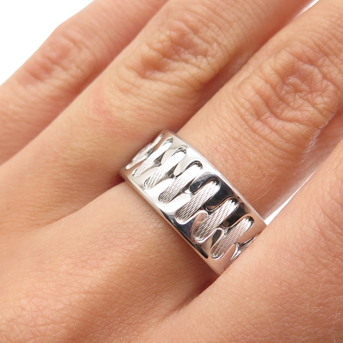 NEOS 925 Sterling Silver Textured Sewing Stitches Band Ring Size 10.25