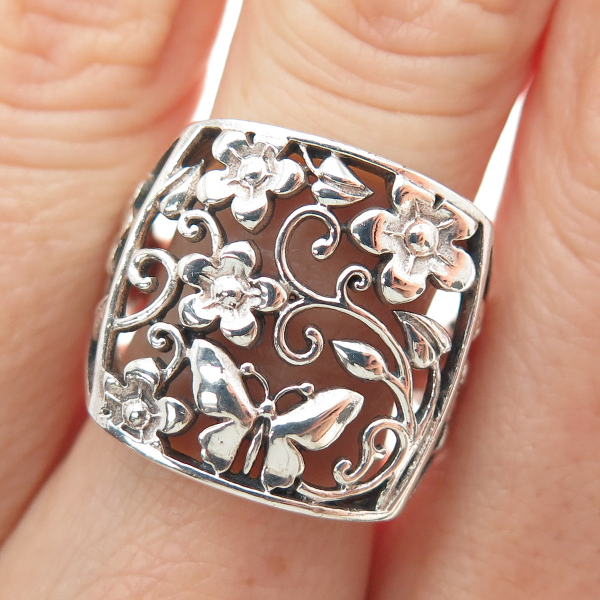 925 Sterling Silver Vintage Flower & Butterfly Ring Size 8