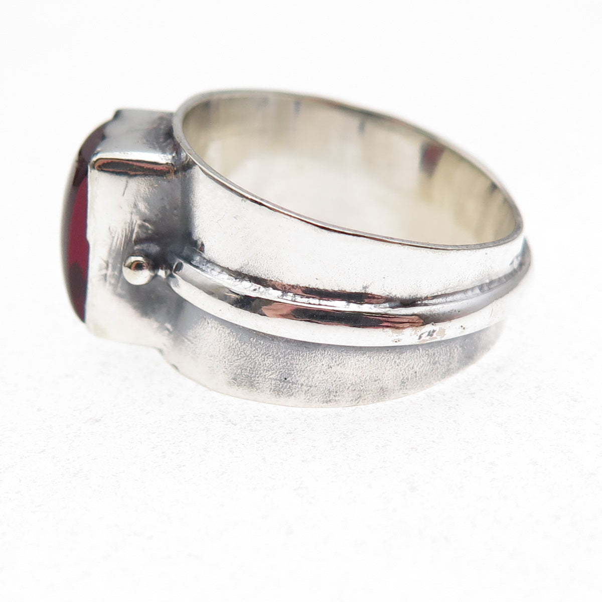 925 Sterling Silver Vintage Real Red Garnet Modernist Oxidized Ring Size 8.75