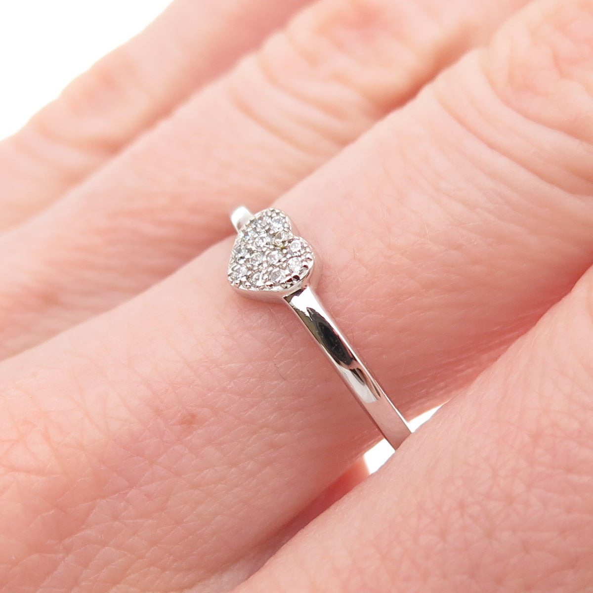 925 Sterling Silver Round-Cut C Z Heart Ring Size 8.25
