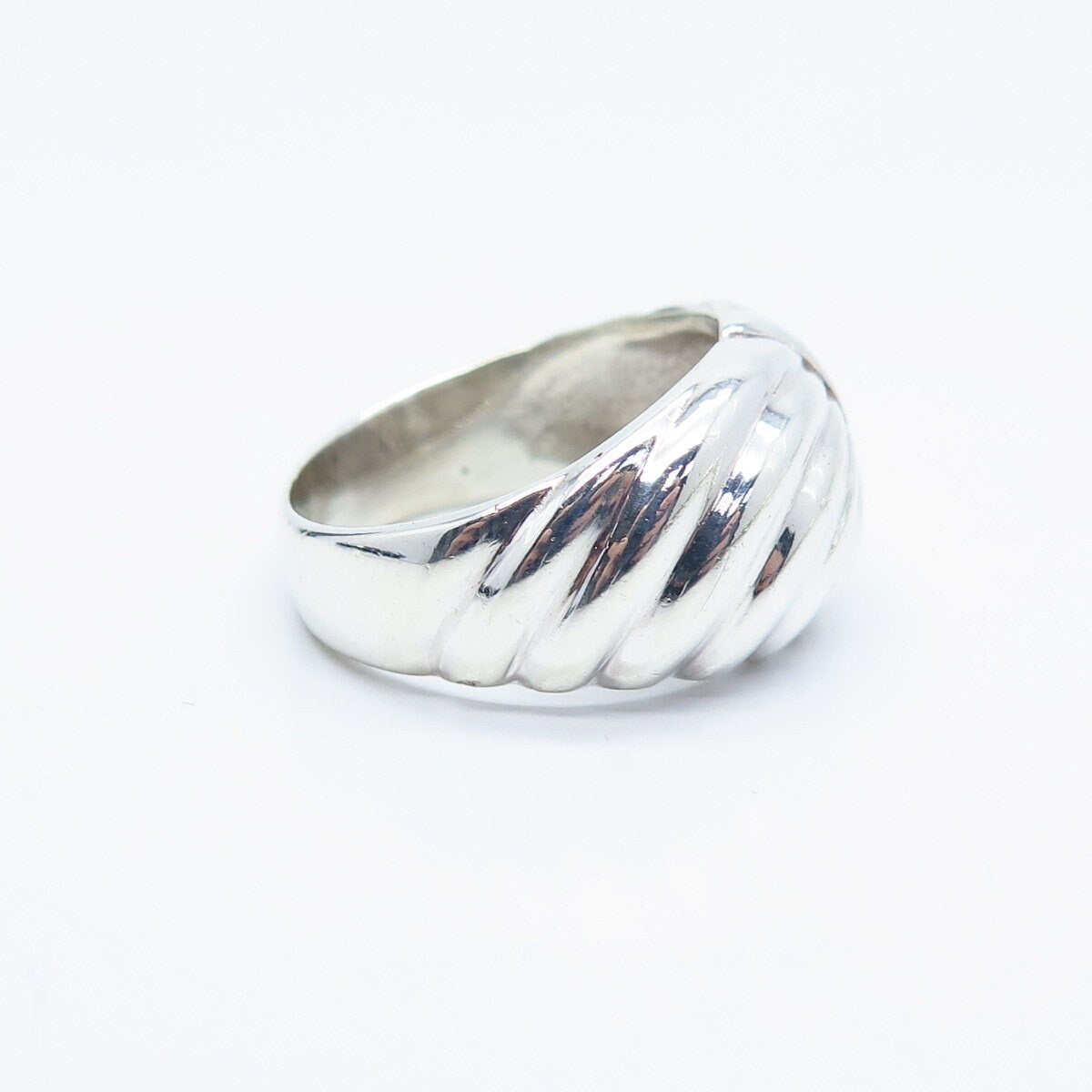 925 Sterling Silver Vintage Ribbed Ring Size 7.5