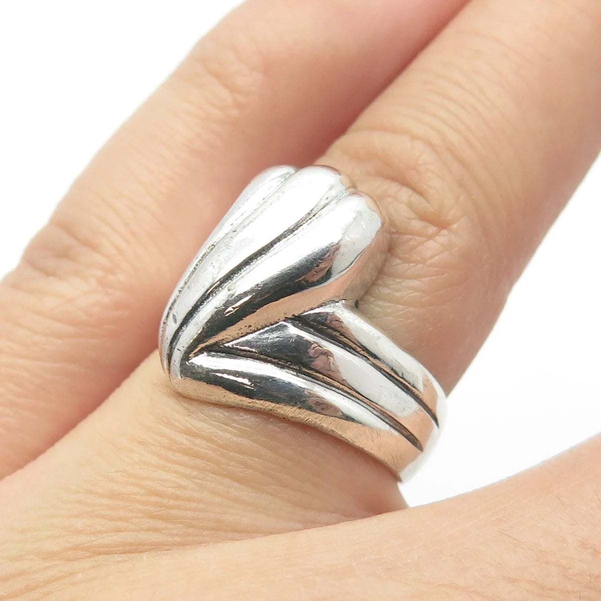 925 Sterling Silver Vintage Ribbed Ring Size 7