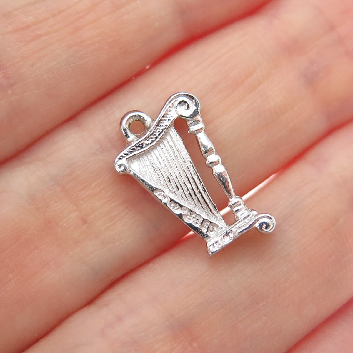925 Sterling Silver Vintage Harp Music Instrument Minimalist Charm Pendant