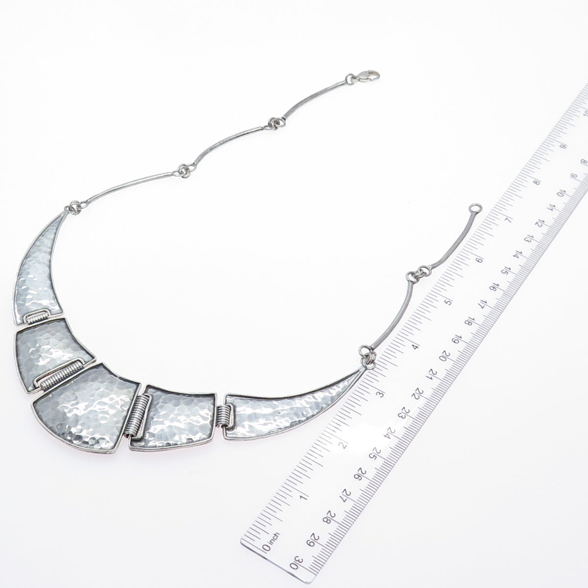 925 Sterling Vintage Modernist Hammered Centerpiece Bar Chain Necklace 16"