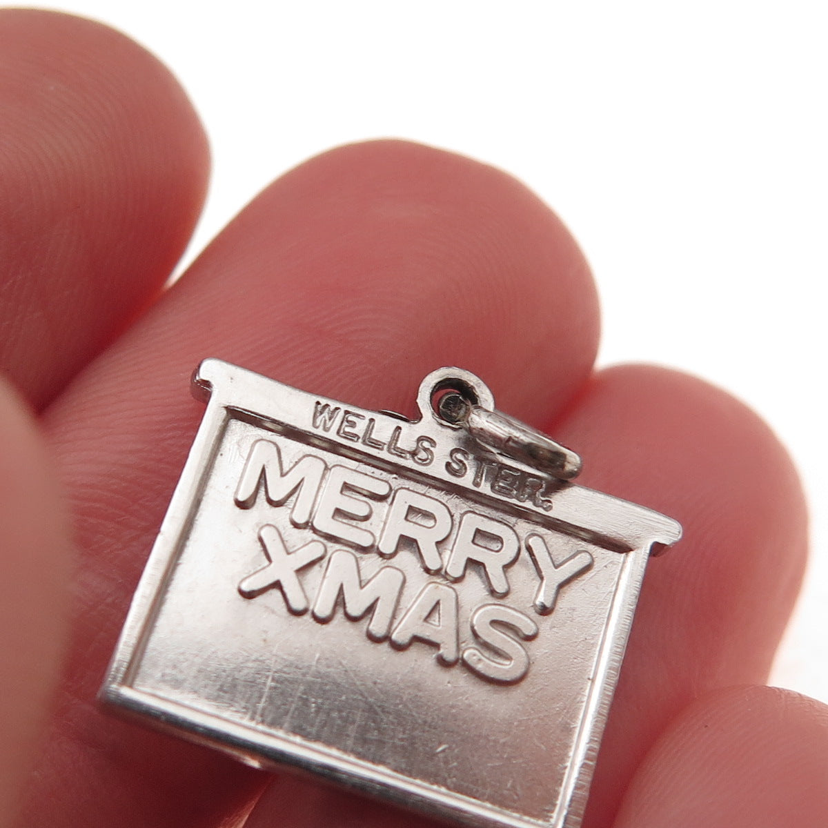 Wells 925 Sterling Silver Vintage Enamel Merry Christmas Fireplace Charm Pendant
