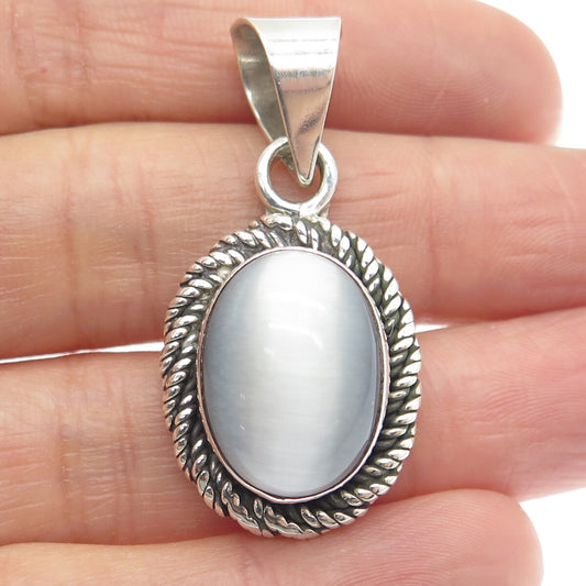 925 Sterling Silver Vintage Mexico Fiber Optic Cat's Eye Twisted Oval Pendant