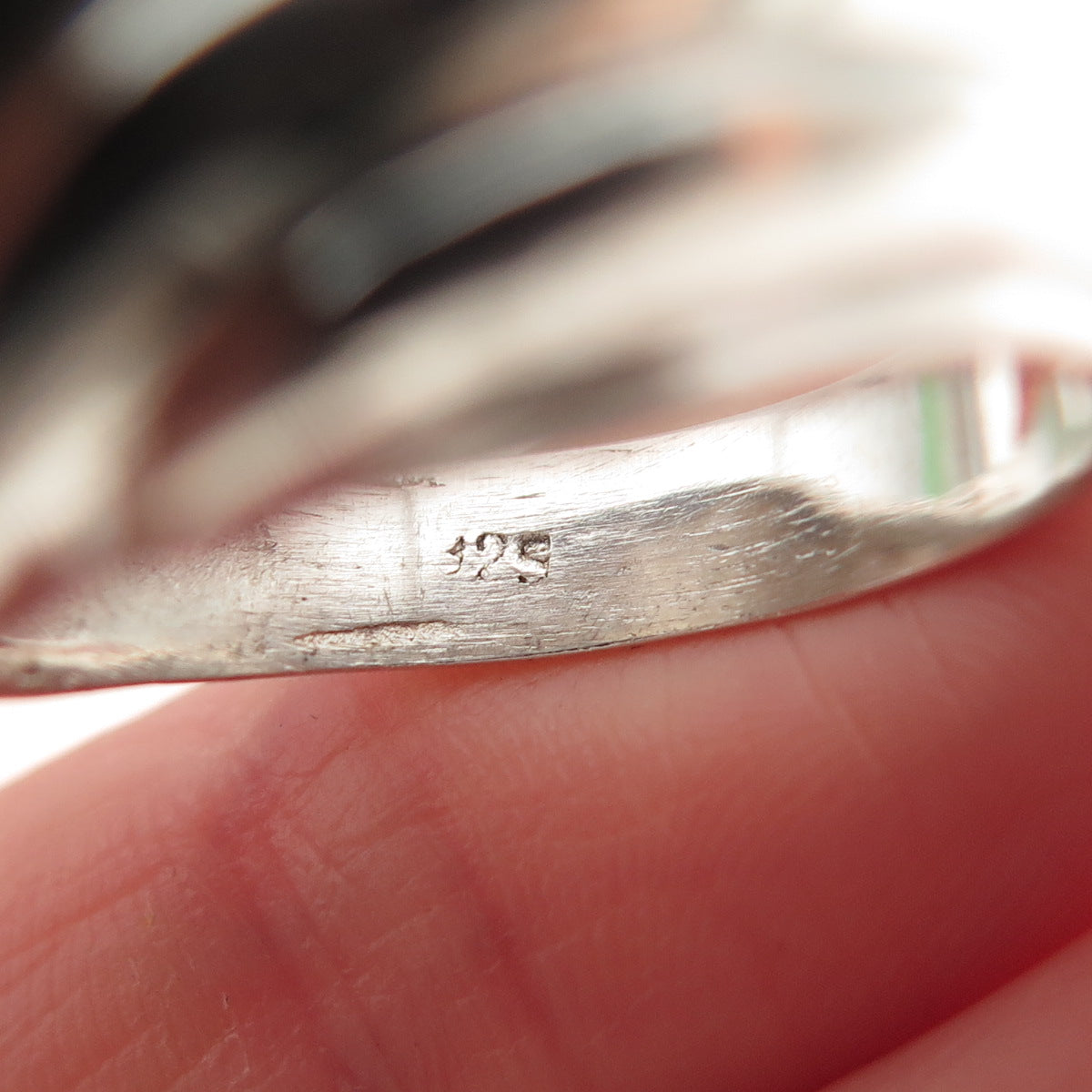 925 Sterling Silver Vintage Real Turquoise Modernist Ribbed Ring Size 9.5